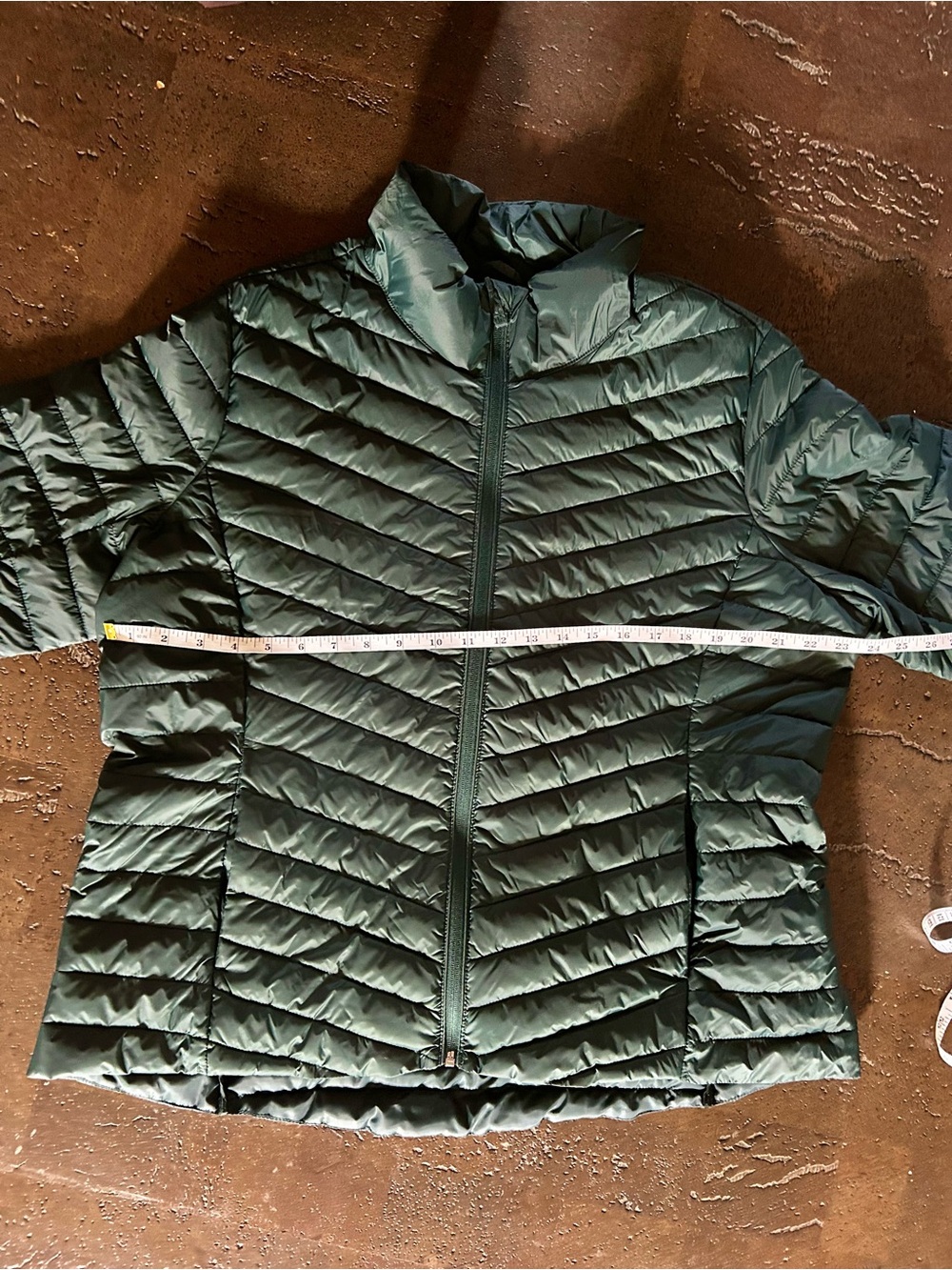 OLD NAVY Green Lightweight Quilted Puffer Jacket - Picture 8 of 9